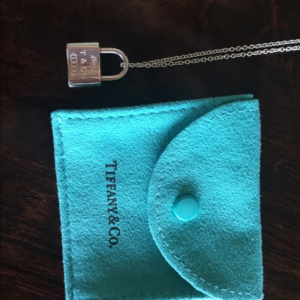 Tiffany& Co lock pendent necklace